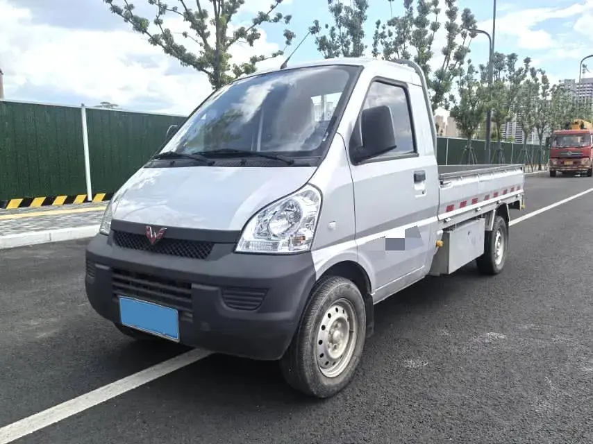 2021 WuLing RongGuang Mini Truck 1.5L 99HP L4 5MT