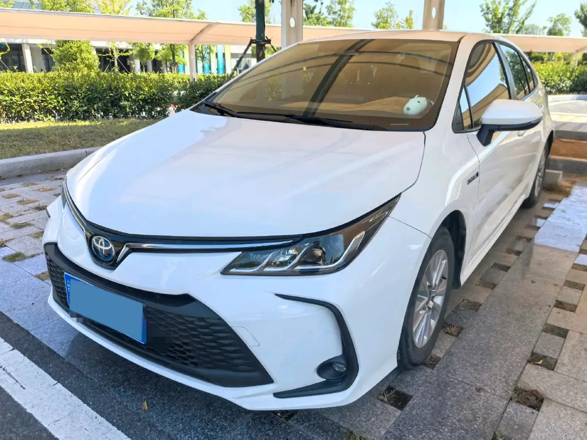 2023 Toyota Corolla 1.8L 98HP L4 E-CVT Hybrid
