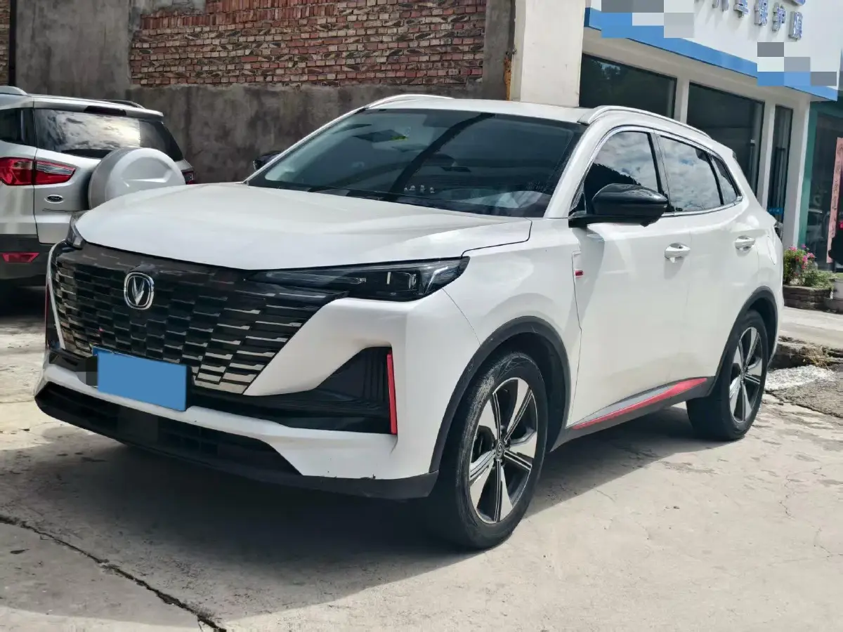 2022 ChangAn CS75 Plus 1.5T 178HP L4 6AT