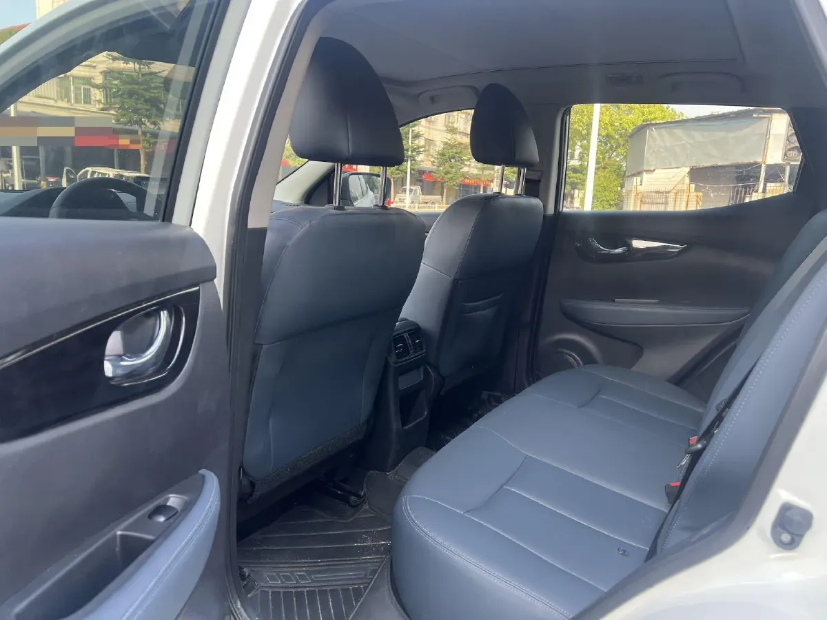 2025 Nissan Qashqai 2.0L 151HP L4 CVT,autocango,china used car exporter,china ev exporter,chinese used car exporter,chinese used ev exporter