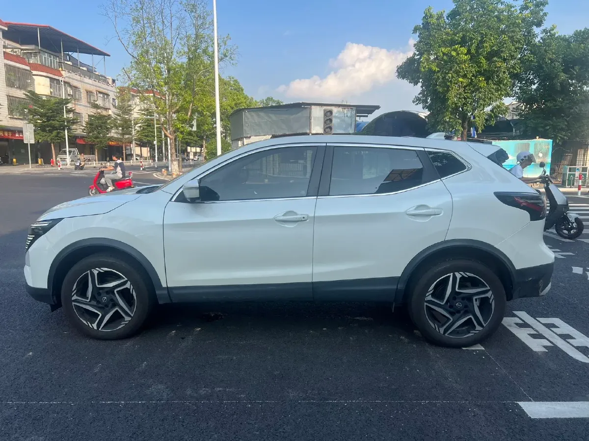 2025 Nissan Qashqai 2.0L 151HP L4 CVT,autocango,china used car exporter,china ev exporter,chinese used car exporter,chinese used ev exporter