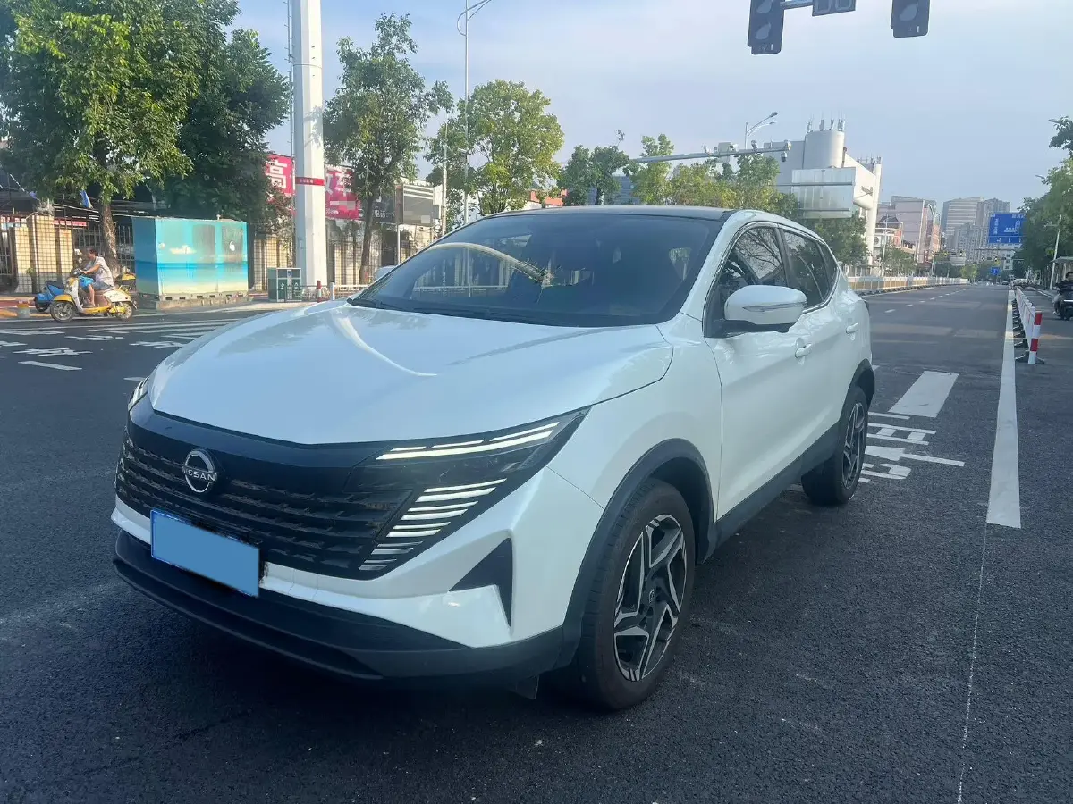 2025 Nissan Qashqai 2.0L 151HP L4 CVT