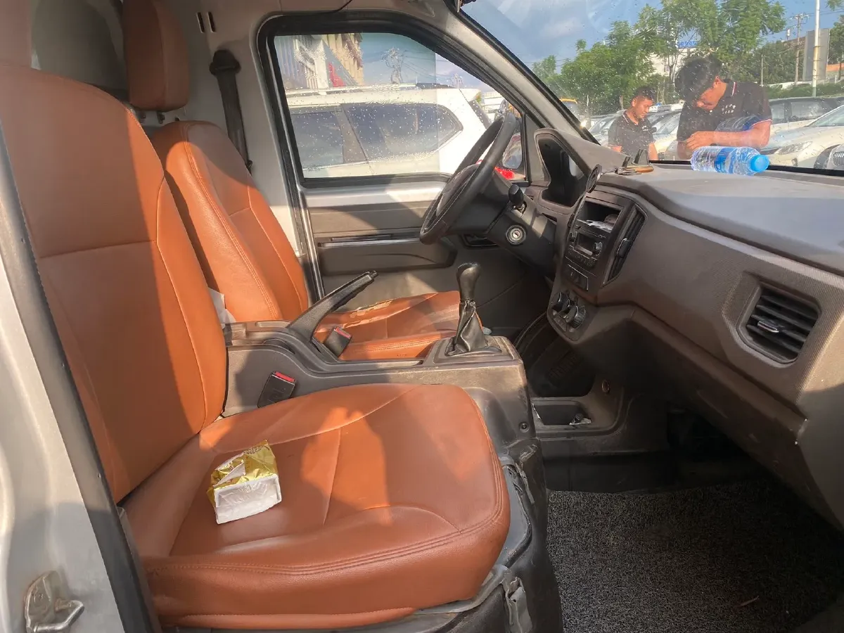 2020 WuLing RongGuang New Truck Special 1.8L 125HP L4 5MT,autocango,china used car exporter,china ev exporter,chinese used car exporter,chinese used ev exporter