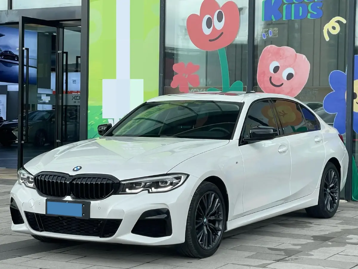 2022 BMW 3 Series 2.0T 184HP L4 8AT