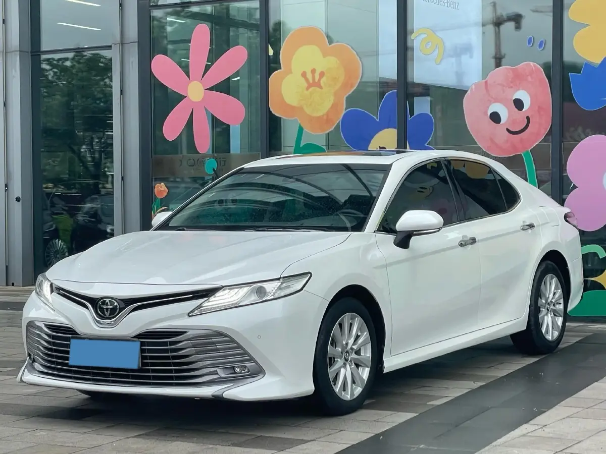 2018 Toyota Camry 2.0L 169HP L4 6AT