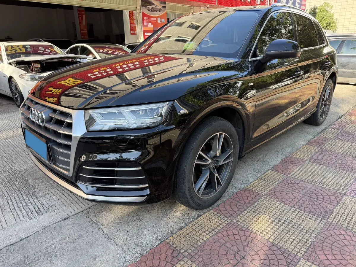 2020 Audi Q5L 2.0T 190HP L4 7DCT