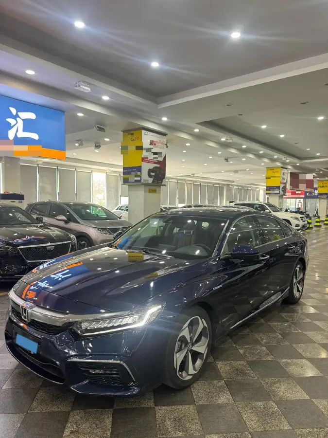 2019 Honda Inspire 2.0L 146HP L4 E-CVT Hybrid