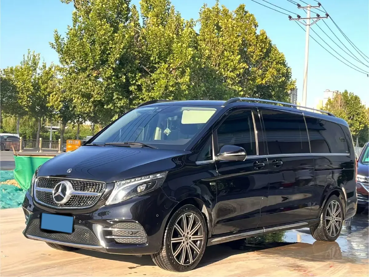 2022 Mercedes-Benz V Class 2.0T 211HP L4 9AT