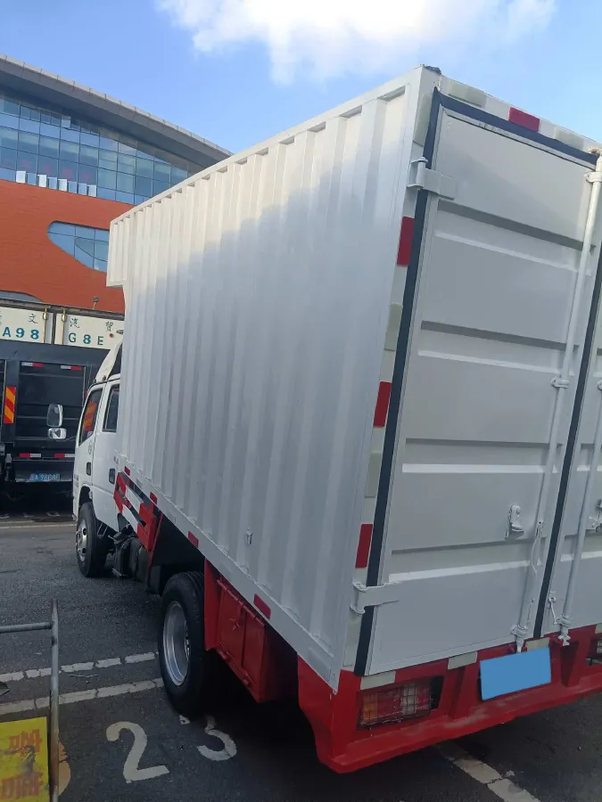 2013 DongFeng Aeolus S30 1.6L 106HP L4 5MT,autocango,china used car exporter,china ev exporter,chinese used car exporter,chinese used ev exporter