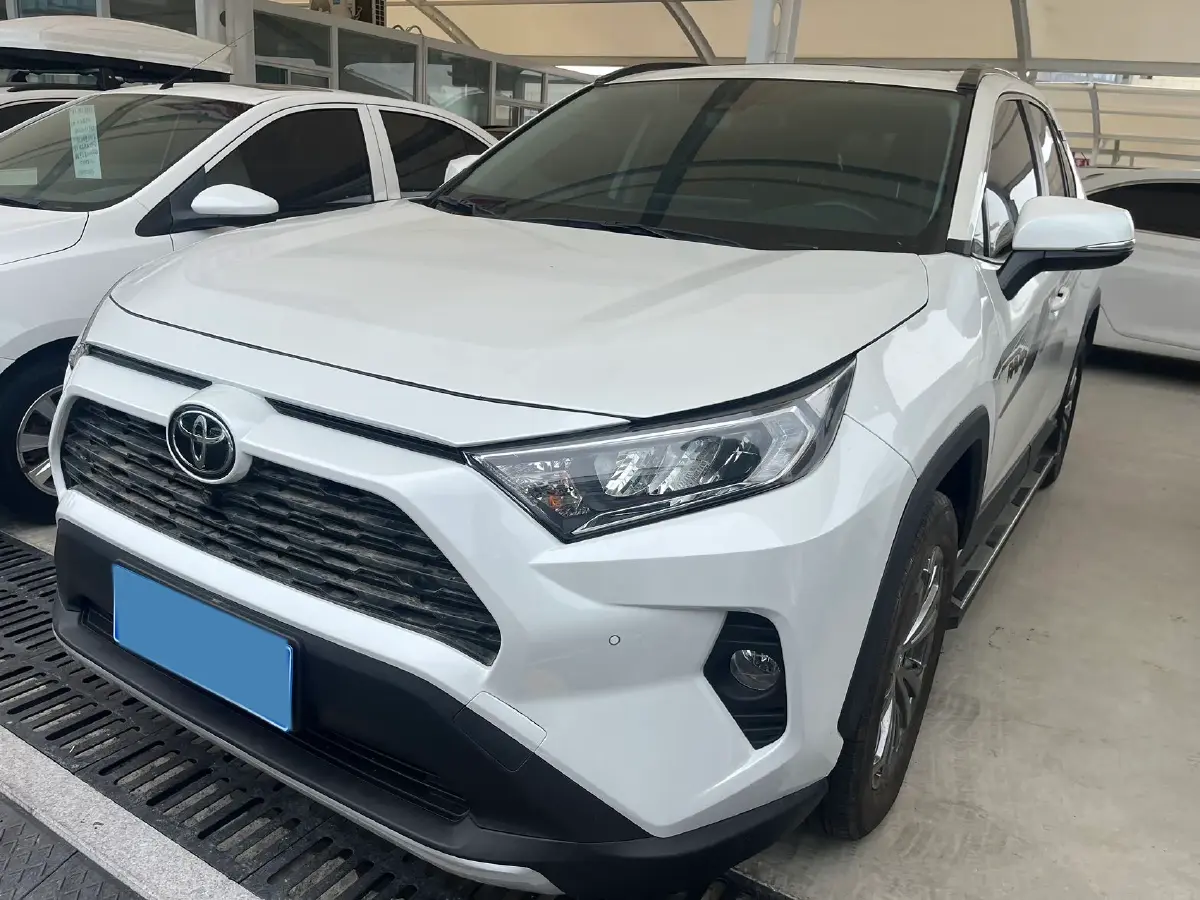 2023 Toyota RAV4 2.0L 171HP L4 CVT