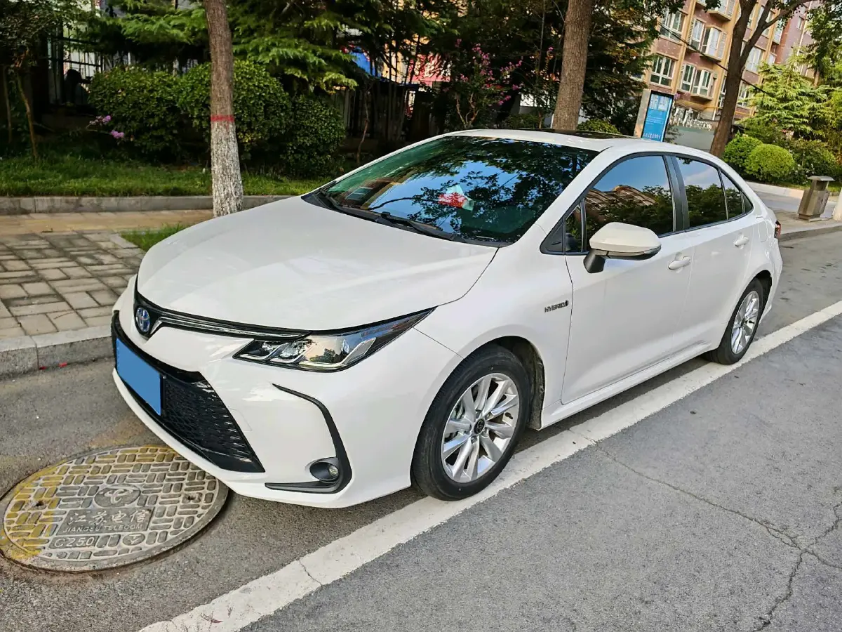 2023 Toyota Corolla 1.8L 98HP L4 E-CVT Hybrid