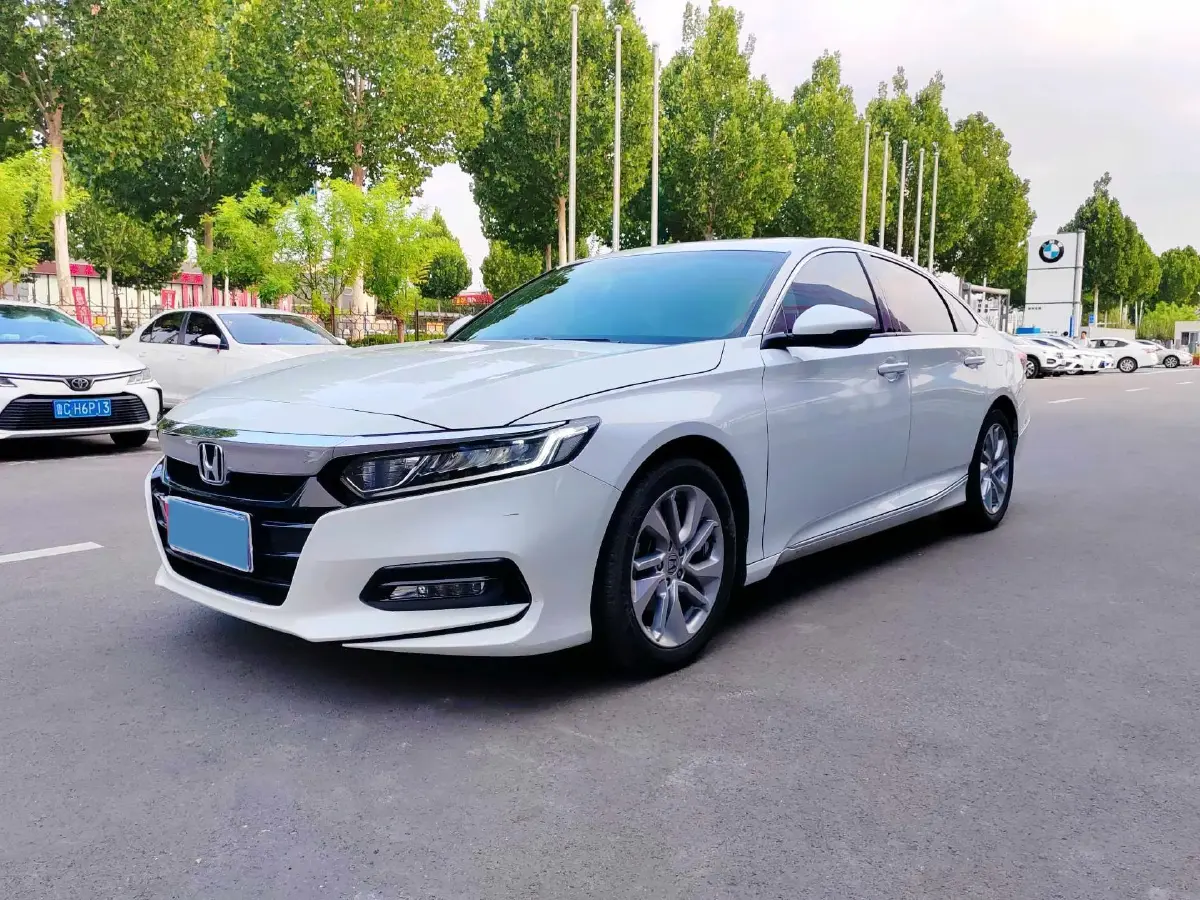 2018 Honda Accord 1.5T 194HP L4 CVT