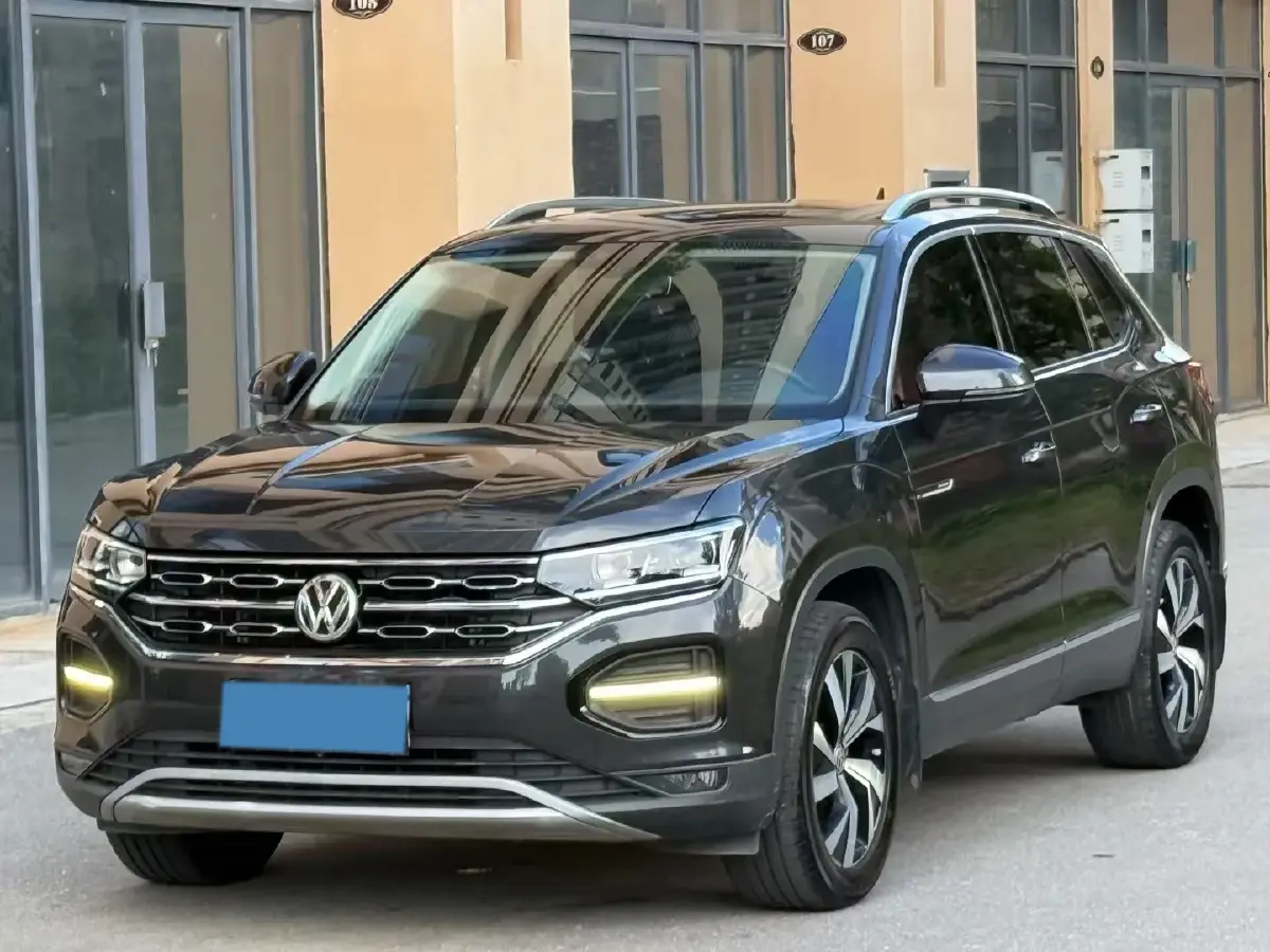 2020 Volkswagen Tayron 2.0T 186HP L4 7DCT