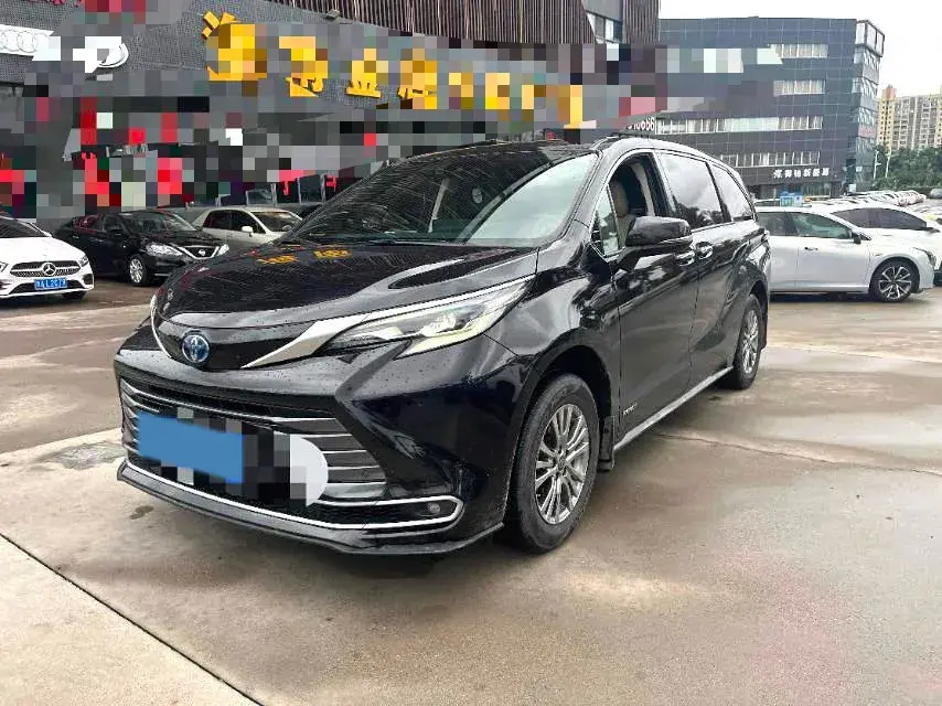 2021 Toyota Sienna 2.5L 192HP L4 E-CVT Hybrid