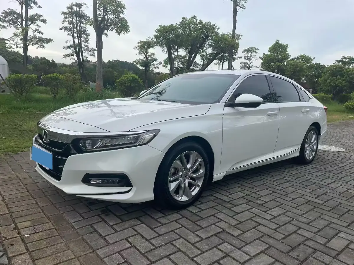 2018 Honda Accord 1.5T 194HP L4 CVT