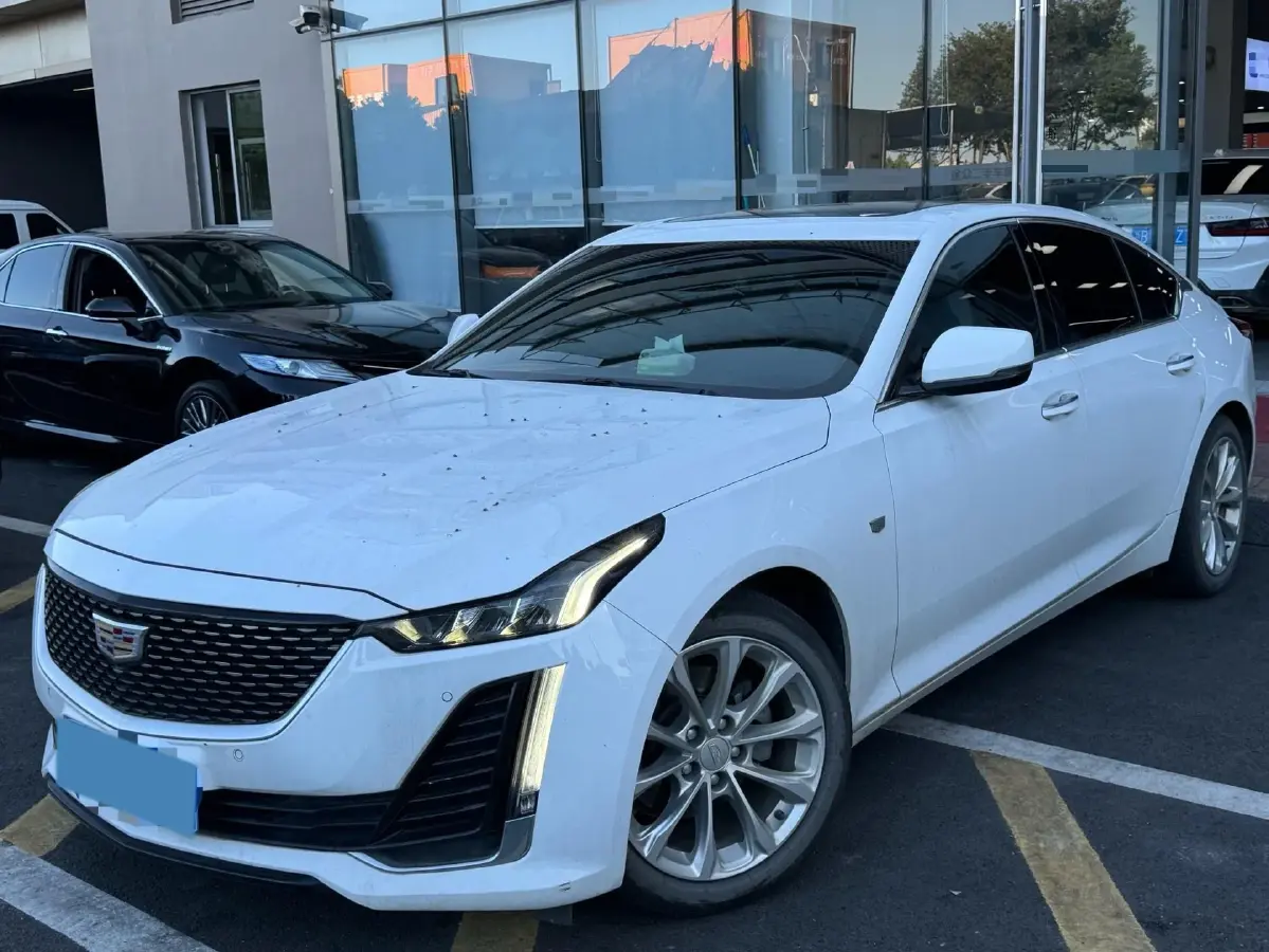 2021 Cadillac CT5 2.0T 237HP L4 10AT