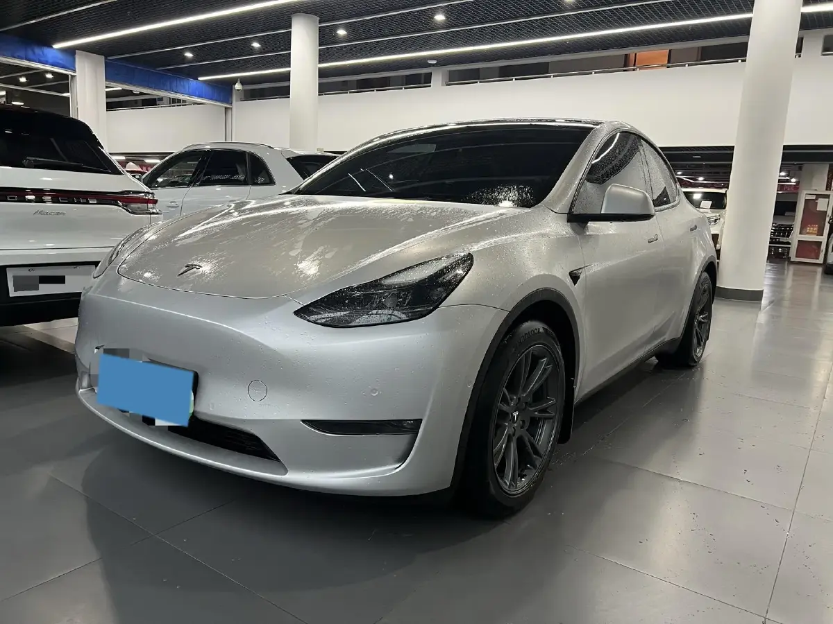 2021 Tesla Model Y BEV 60KWH