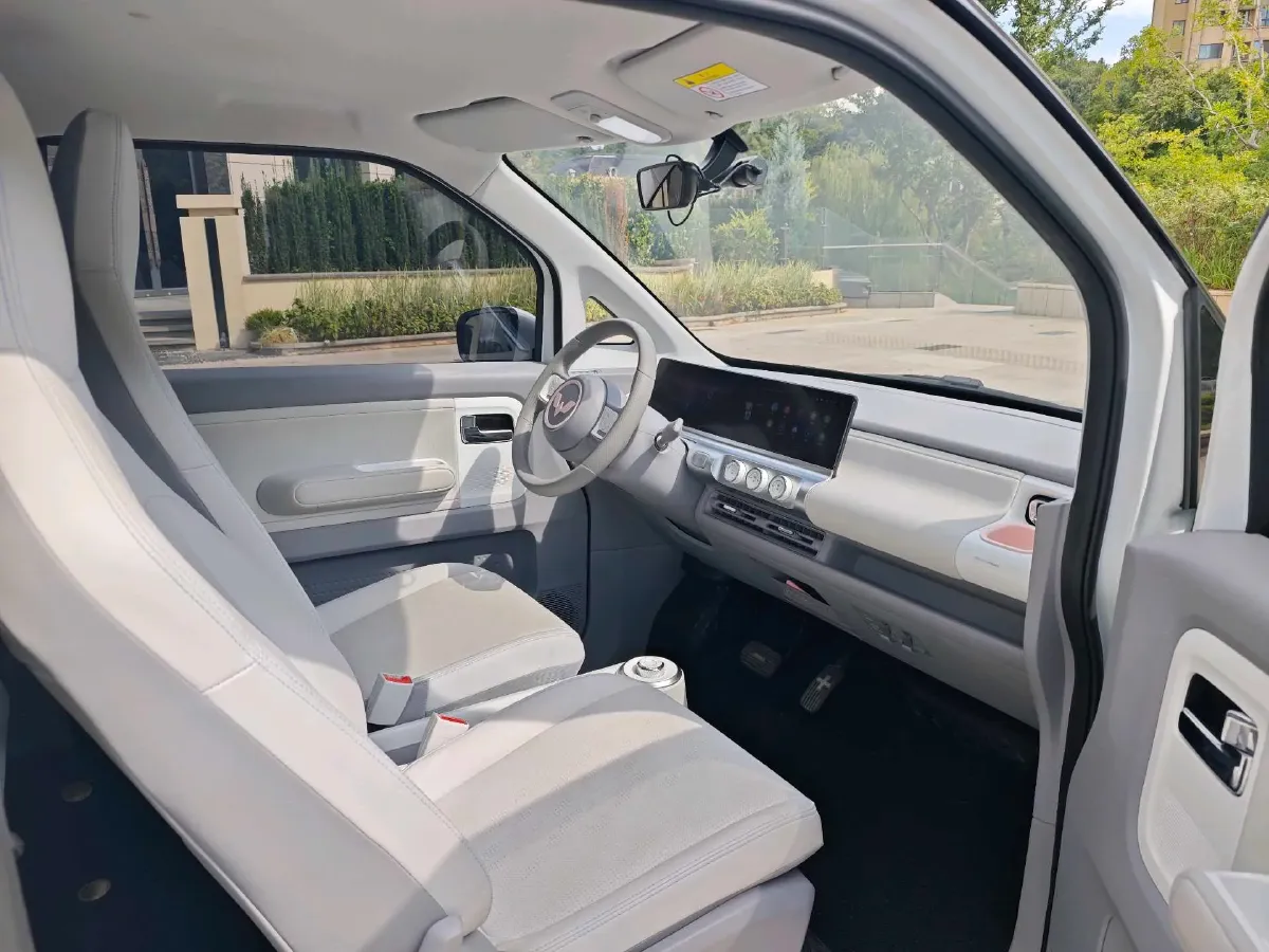 2023 WuLing Air ev BEV 28.4KWH,autocango,china used car exporter,china ev exporter,chinese used car exporter,chinese used ev exporter