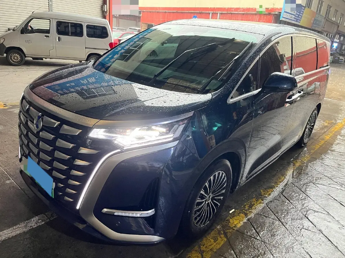 2022 Denza D9 1.5T 139HP L4 E-CVT PHEV 40.06KWH