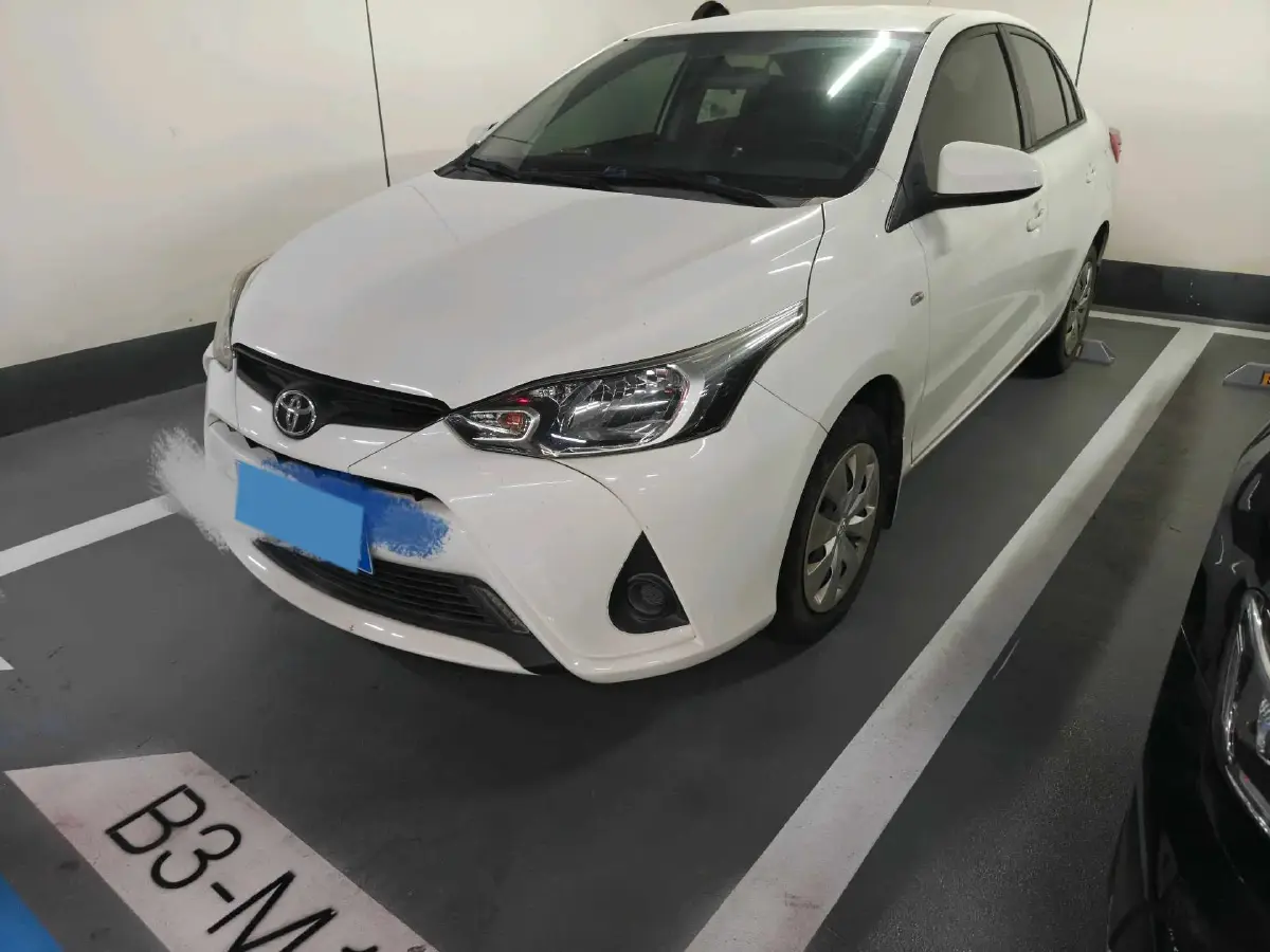 2017 Toyota Yaris L 1.5L 107HP L4 CVT