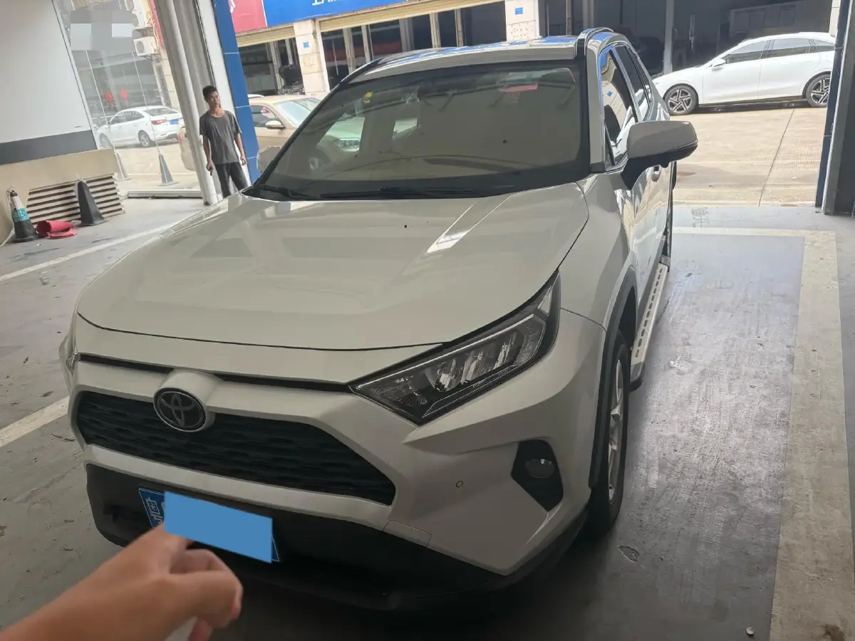 2021 Toyota RAV4 2.0L 171HP L4 CVT