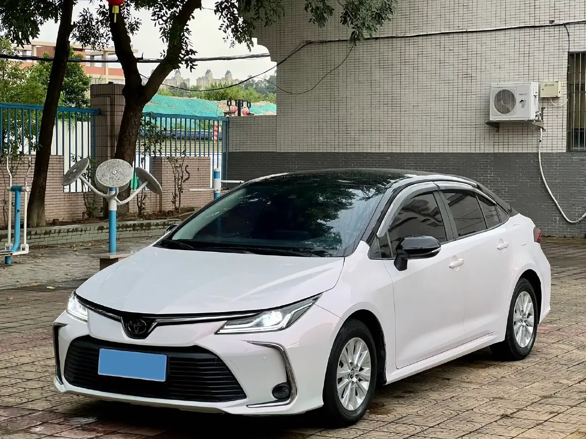 2021 Toyota Corolla 1.2T 116HP L4 CVT