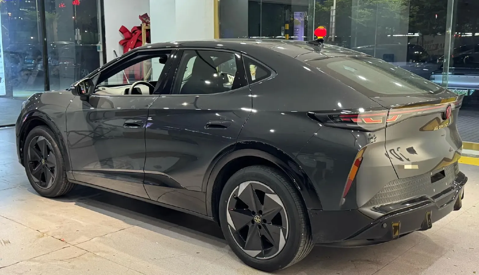 2025 Volkswagen ID.UNYX 06 BEV,autocango,china used car exporter,china ev exporter,chinese used car exporter,chinese used ev exporter