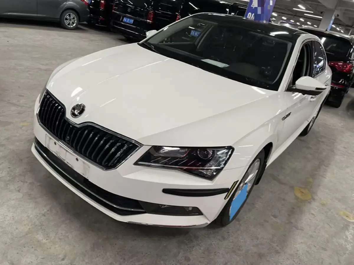 2018 Skoda Superb 1.8T 180HP L4 7DCT
