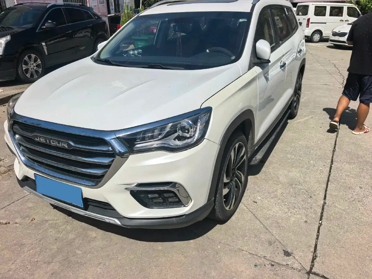 2019 Jetour X90 1.5T 147HP L4 8AT