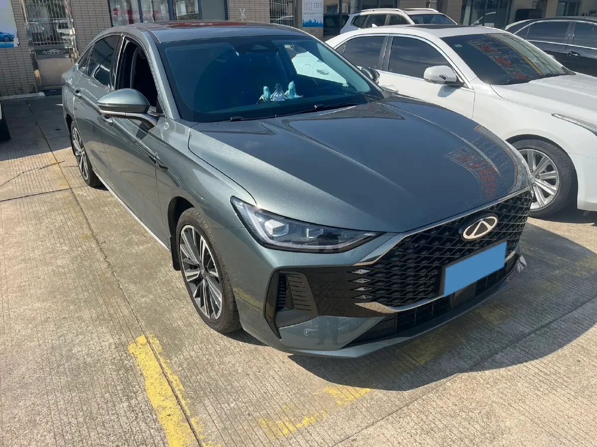 2025 Chery Arrizo 8 Pro 1.6T 197HP L4 7DCT,autocango,china used car exporter,china ev exporter,chinese used car exporter,chinese used ev exporter