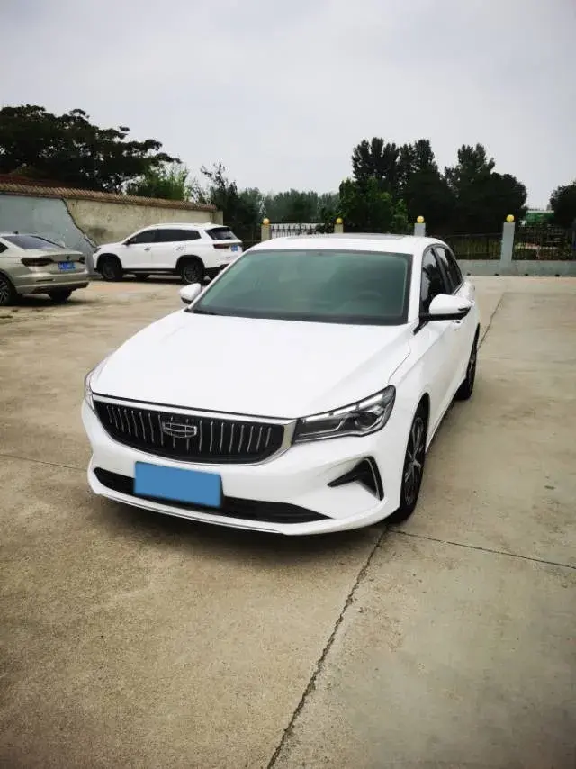 2022 Geely Emgrand L 1.4T 141HP L4 CVT