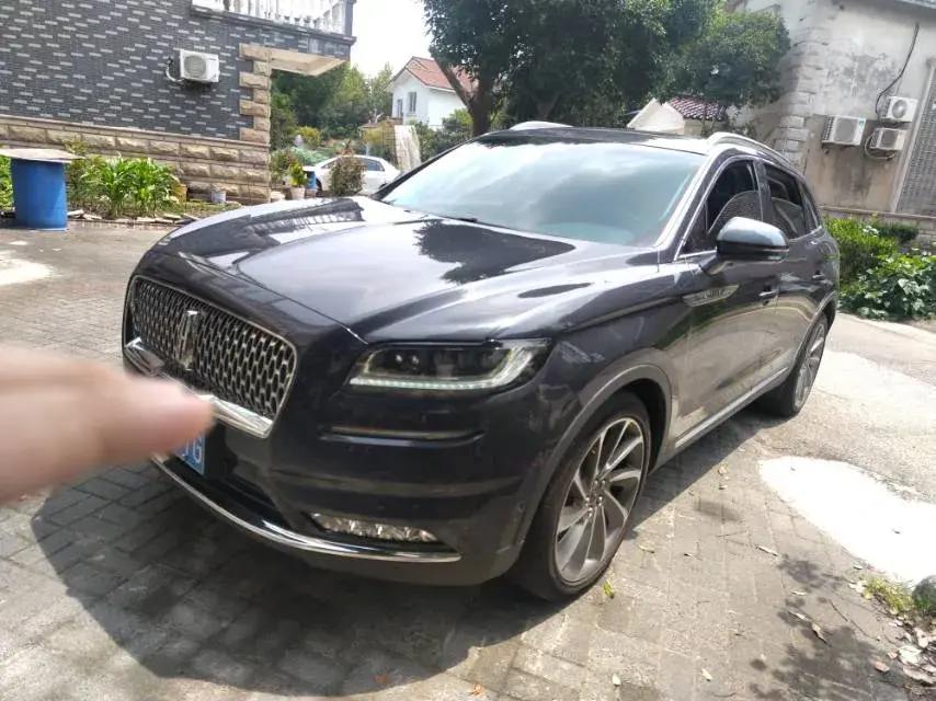 2021 Lincoln Nautilus 2.7T 322HP V6 8AT