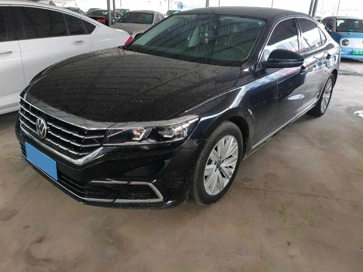 2021 Volkswagen Passat 2.0T 186HP L4 7DCT