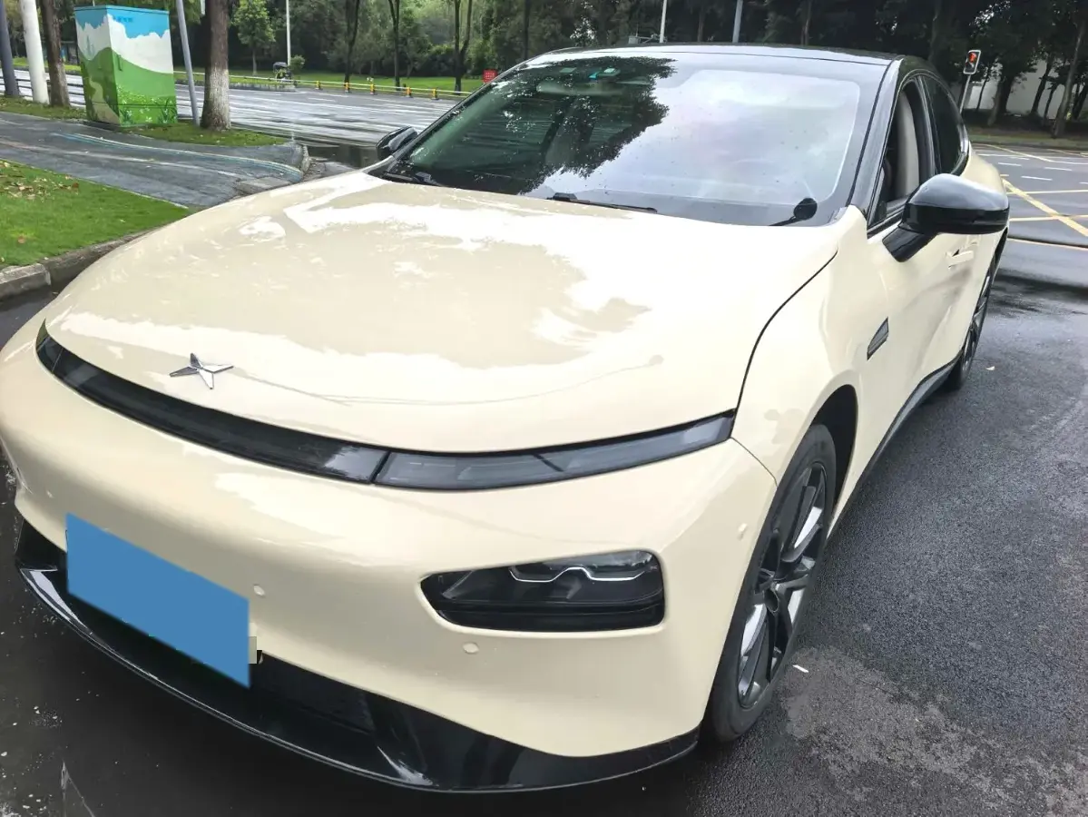 2022 Xpeng P7 BEV 60.2KWH