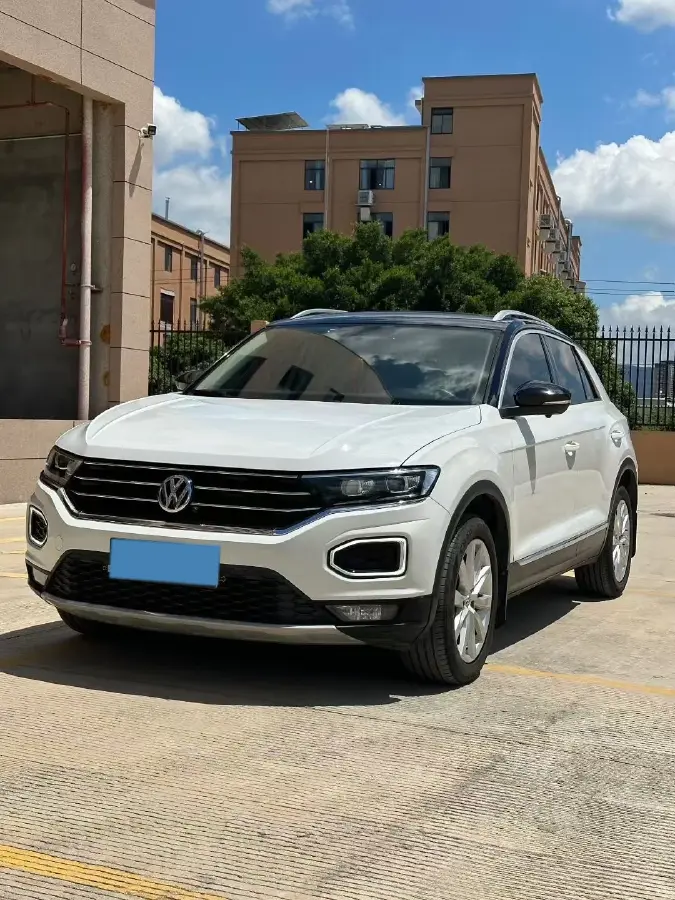 2018 Volkswagen T-Roc 1.4T 131HP L4 7DCT