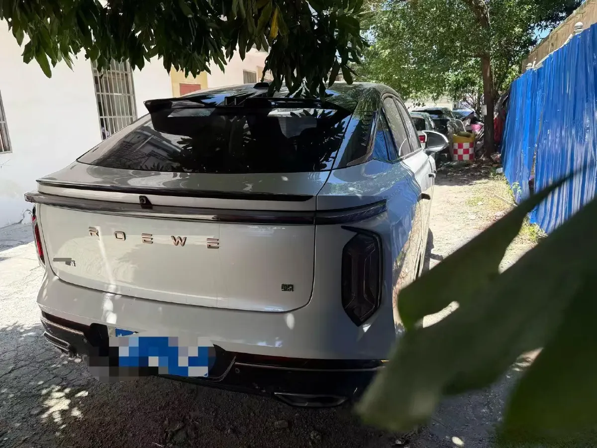 2022 Roewe Whale 2.0T 231HP L4 8AT,autocango,china used car exporter,china ev exporter,chinese used car exporter,chinese used ev exporter