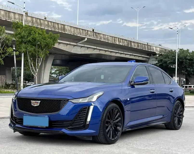 2021 Cadillac CT5 2.0T 237HP L4 10AT