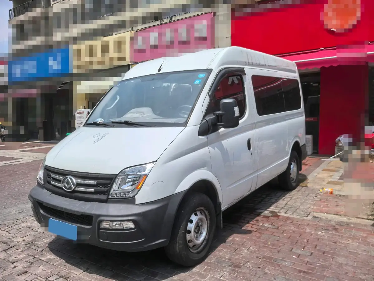 2020 MAXUS XinTu V80 2.5T 136HP L4 6MT