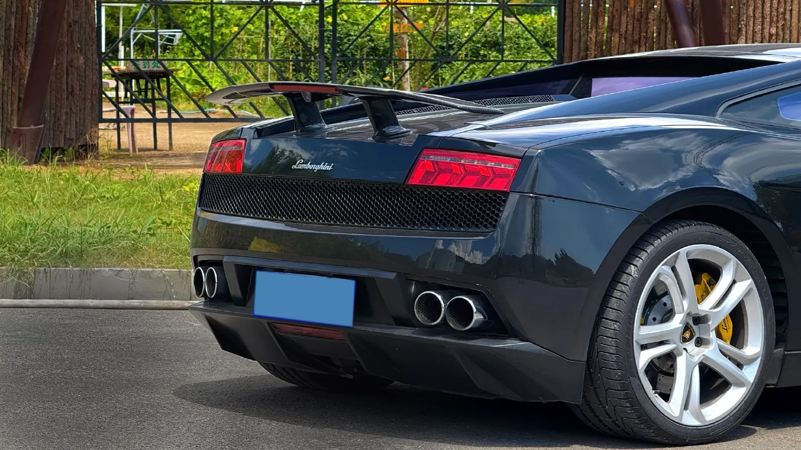 2010 Lamborghini Gallardo 5.2L 557HP V10 6AMT,autocango,china used car exporter,china ev exporter,chinese used car exporter,chinese used ev exporter