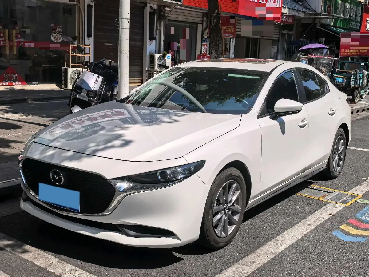 2021 Mazda 3 Axela 1.5L 117HP L4 6AT