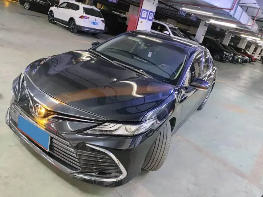 2021 Toyota Camry 2.5L 209HP L4 8AT