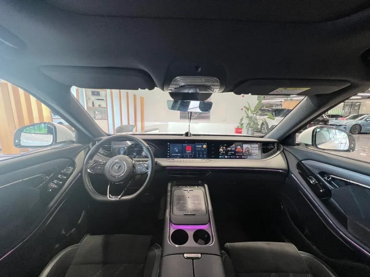 2025 Voyah FREE 1.5T 150HP L4 REEV 43KWH,autocango,china used car exporter,china ev exporter,chinese used car exporter,chinese used ev exporter