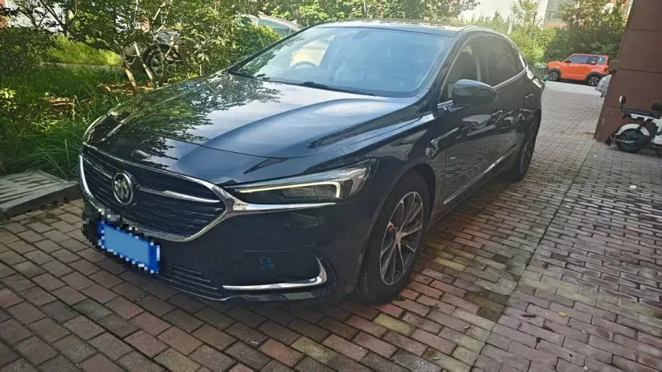 2019 Buick Larcosse 2.0T 241HP L4 9AT