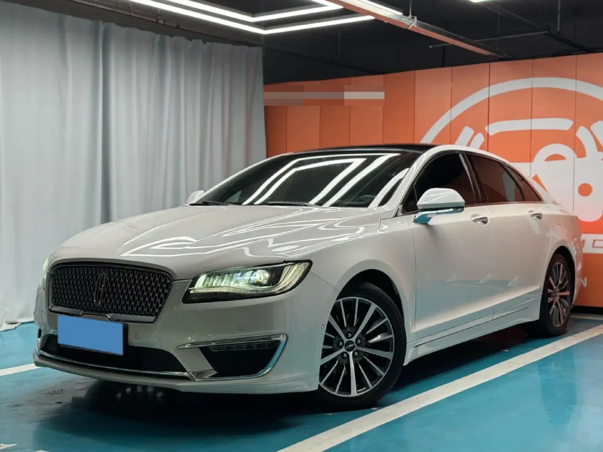 2017 Lincoln MKZ 2.0T 203HP L4 6AT