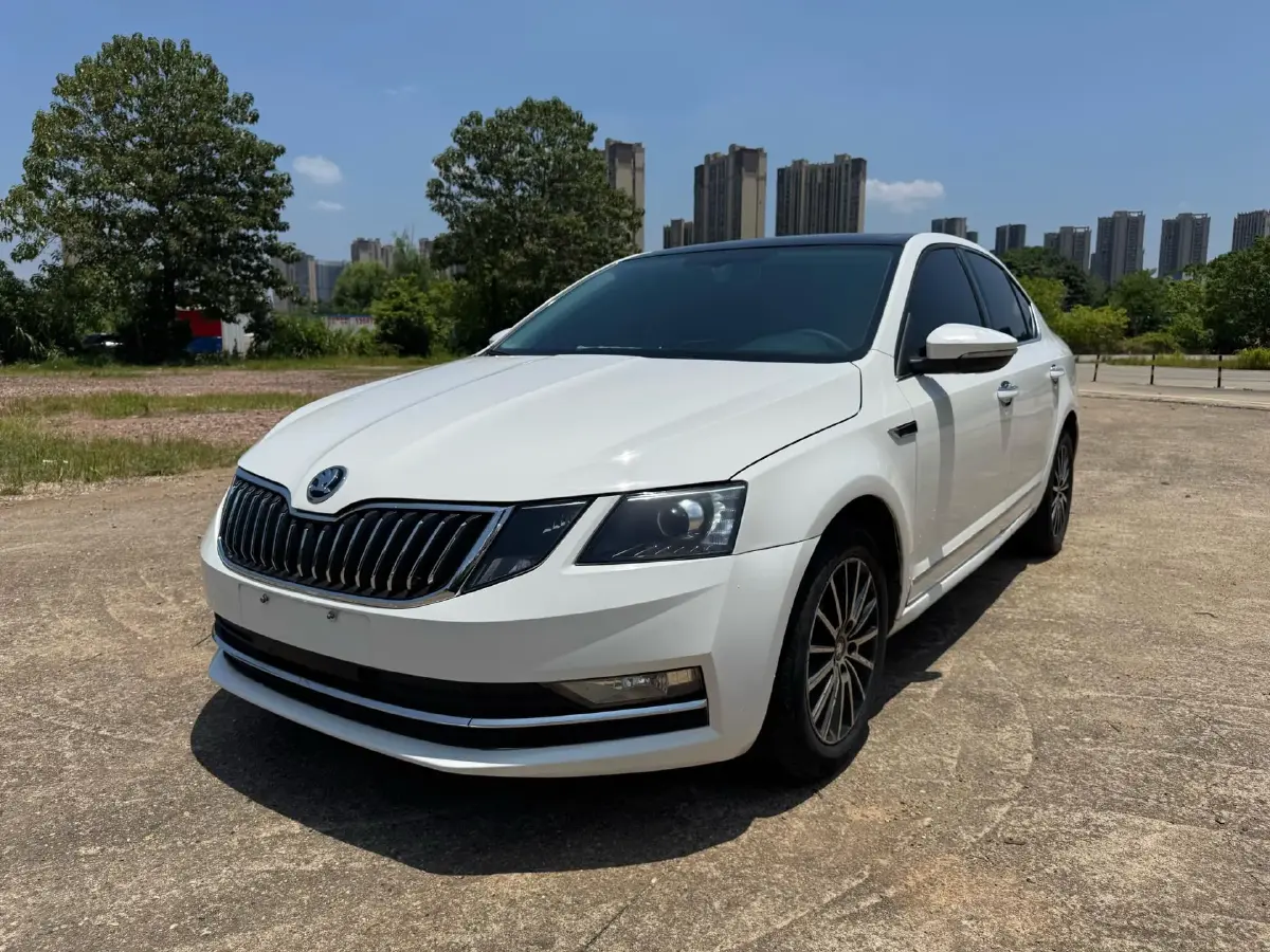 2019 Skoda Octavia 1.5L 116HP L4 6AT