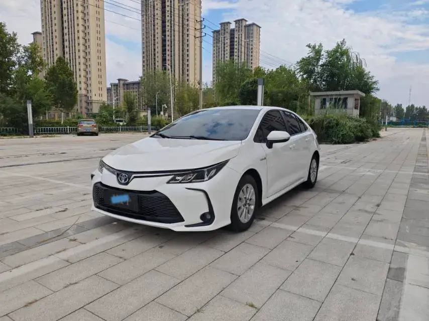 2024 Toyota Corolla 1.8L 98HP L4 E-CVT Hybrid