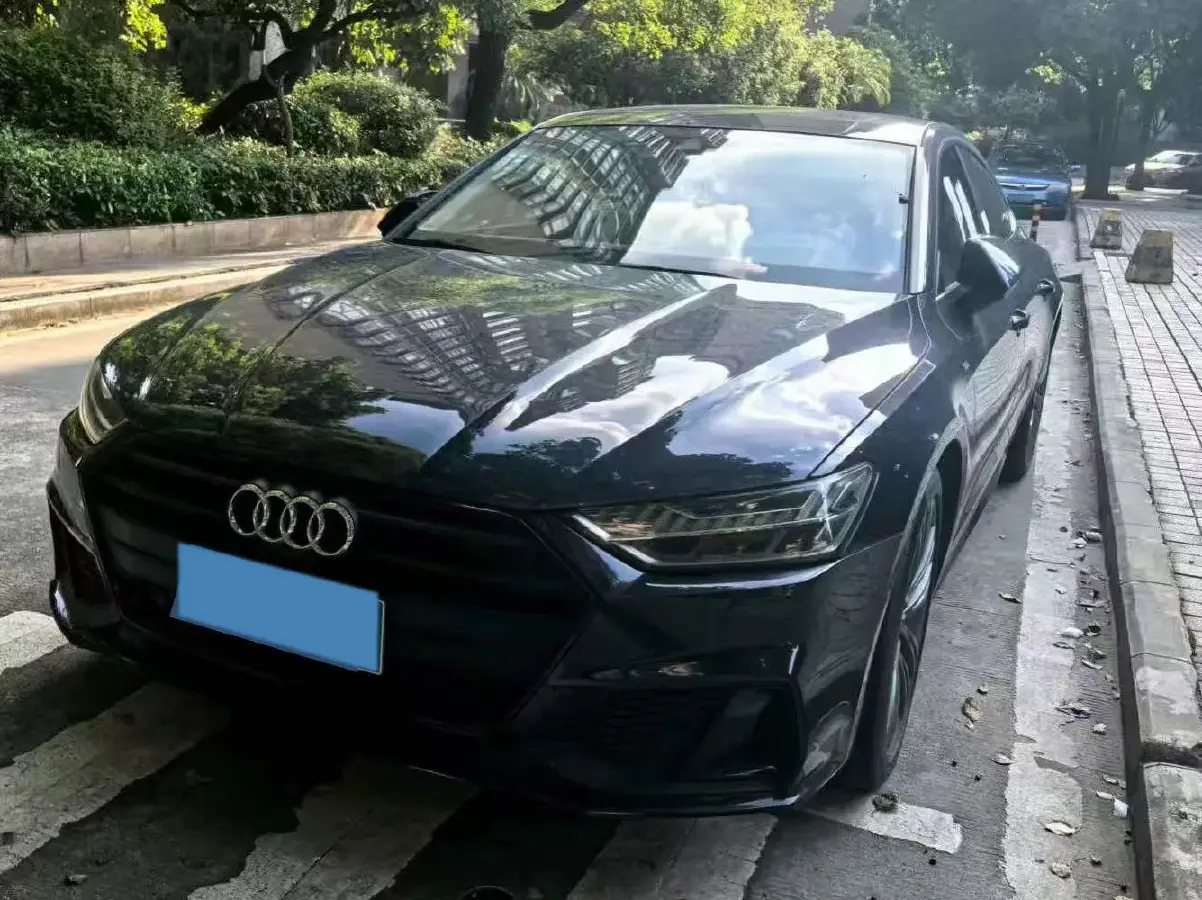 2022 Audi A7 2.0T 245HP L4 7DCT