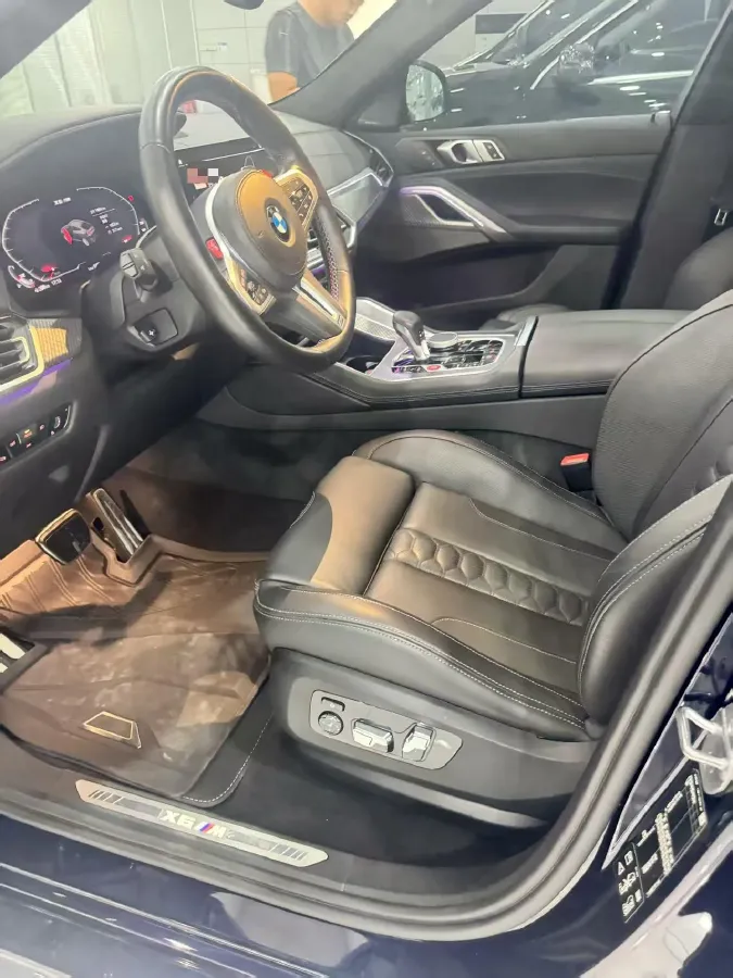 2022 BMW X6 M 4.4T 600HP V8 8AT,autocango,china used car exporter,china ev exporter,chinese used car exporter,chinese used ev exporter