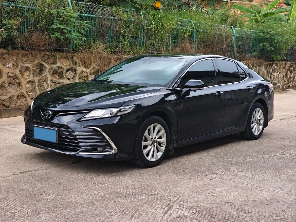 2021 Toyota Camry 2.0L 178HP L4 CVT