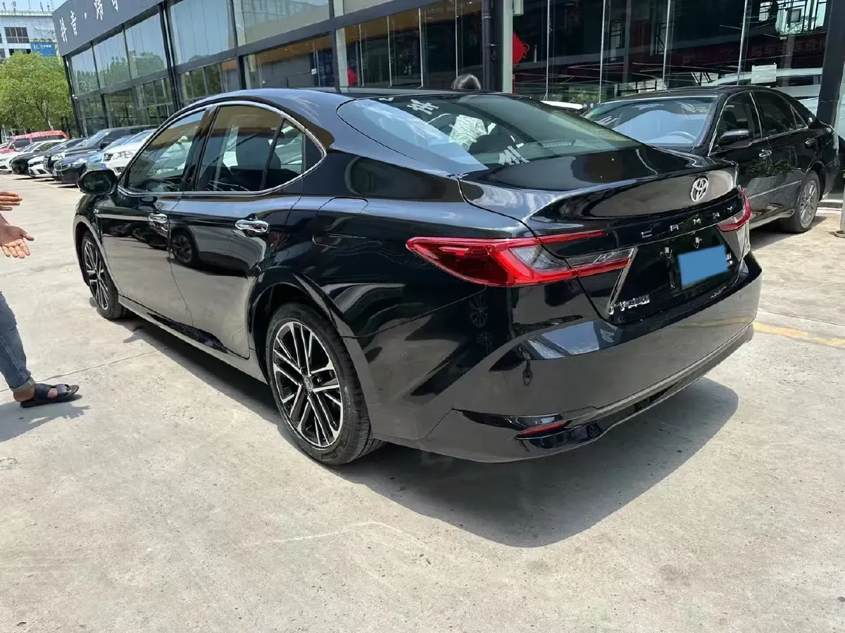 2024 Toyota Camry 2.0L 152HP L4 E-CVT Hybrid,autocango,china used car exporter,china ev exporter,chinese used car exporter,chinese used ev exporter
